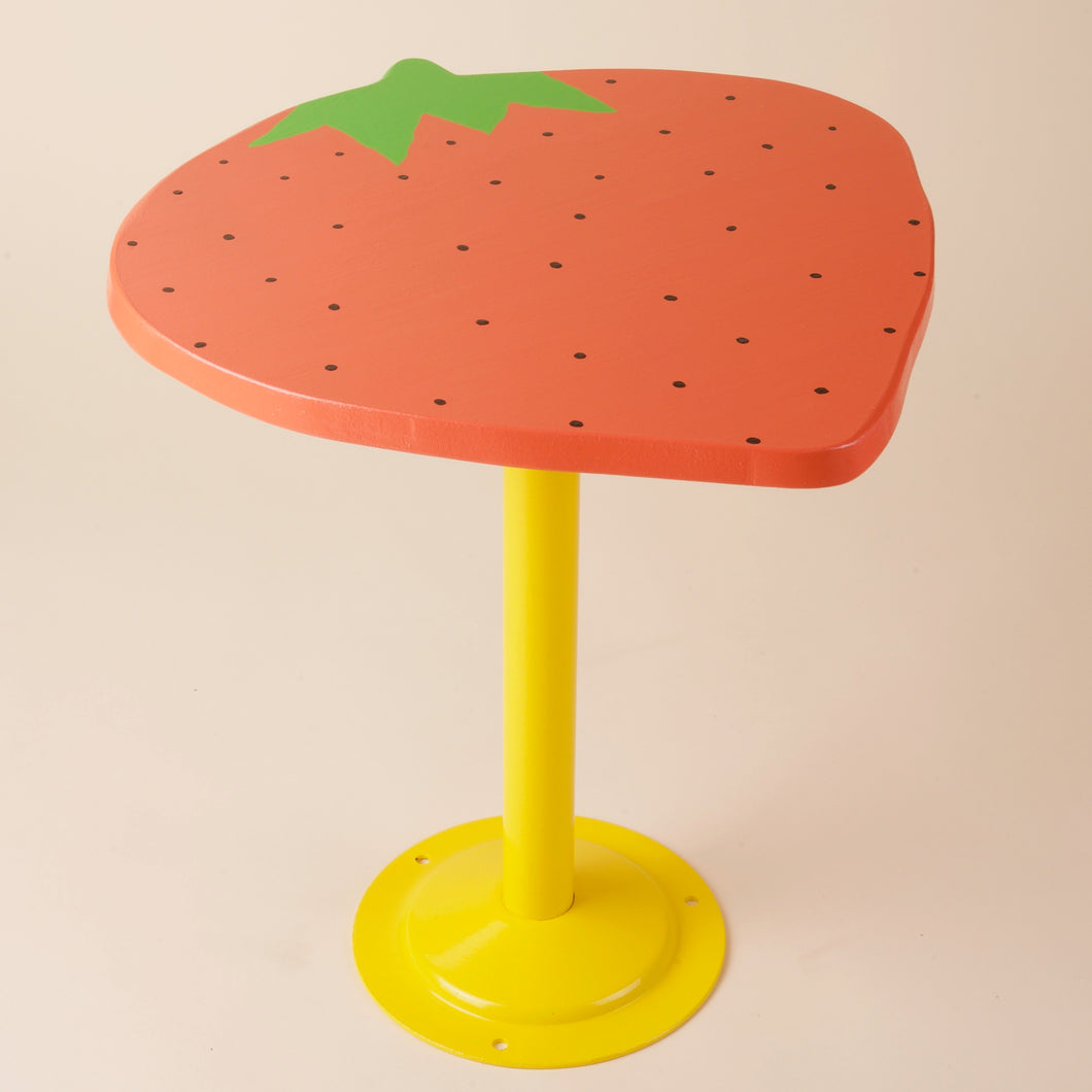 Strawberry Side Table – Dave's Clubhouse